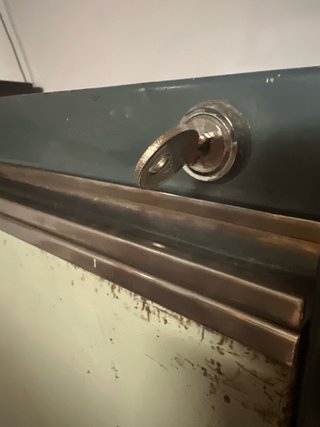 Archivador metalico antiguo