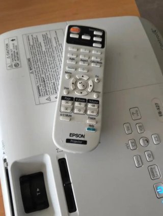Proyector Epson EB-X27 3LCD Blanco