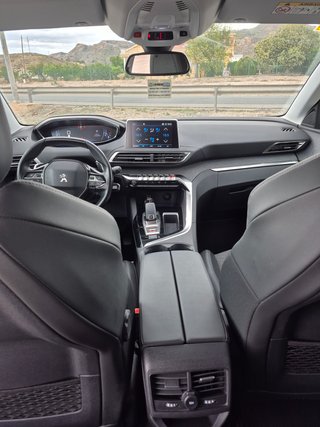 Peugeot 3008 2020