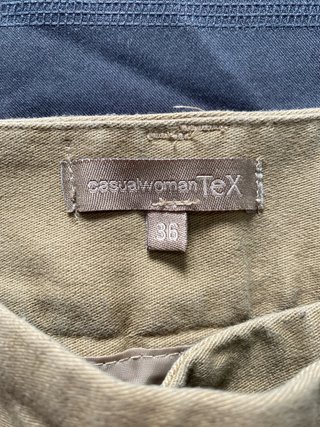 Pantalón corto beige