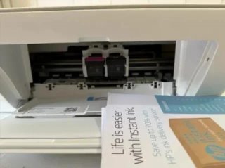 Impresora HP DeskJet 2720e - Blanca