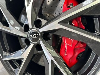 AUDI R8 V10 FSI performance 456kW quattro S tr.