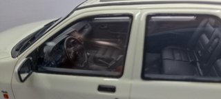 Ford Sierra Cosworth 4x4 Blanco 1/18 Otto