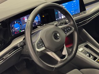 Volkswagen Golf E-Hybrid DSG