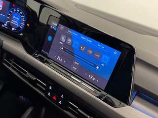 Volkswagen Golf E-Hybrid DSG