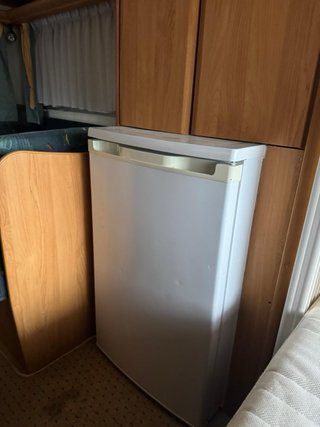 Caravana Hobby 400 Excellent 750 con Mover