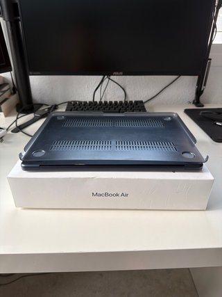 MacBook Air 2025 16GB RAM 256GB Azul/Gris