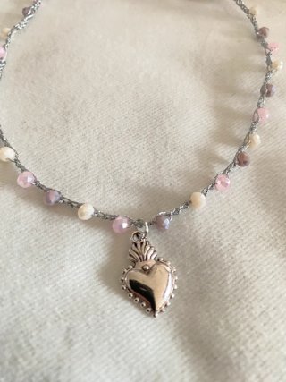 Collana uncinetto con cristalli e cuore