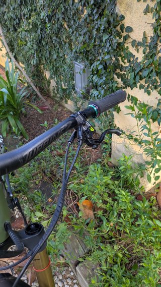 CUBE STEREO 150TM M Revisada + componentes extras