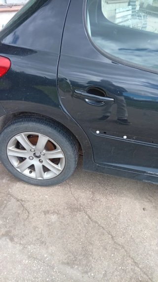 Peugeot 207 2006