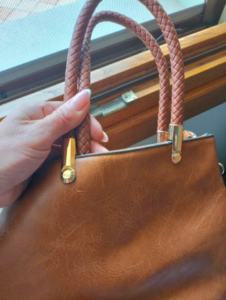 Borsetta donna marrone con pompon