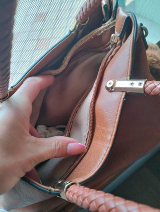 Borsetta donna marrone con pompon