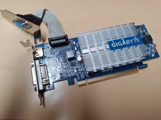 Tarjeta Gráfica Gigabyte 1GB DDR3