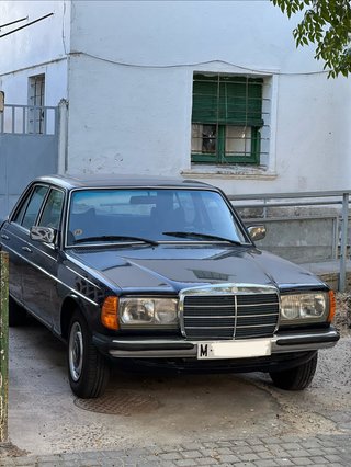 Mercedes-Benz 300d W123 1978