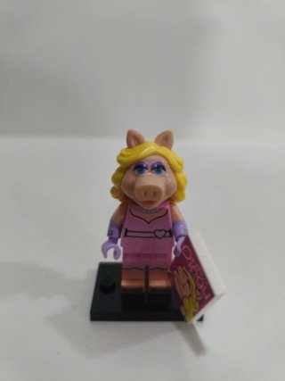 Lego Muppets Miss Piggy Minifigura