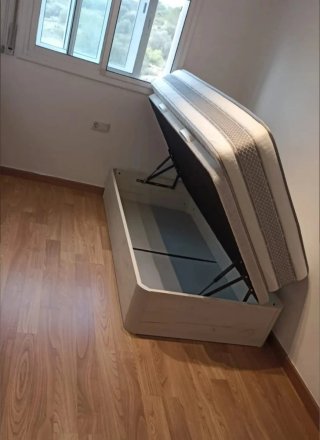 Canapé a ribalta in legno con 4 angoli arrotondati in legno massello da 3 cm con coperchio rinforzato