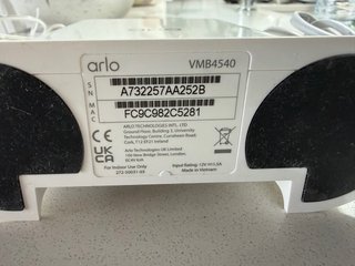 Arlo SmartHub VMB4540 - Estación Base