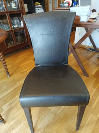 Sillas de comedor de piel negras