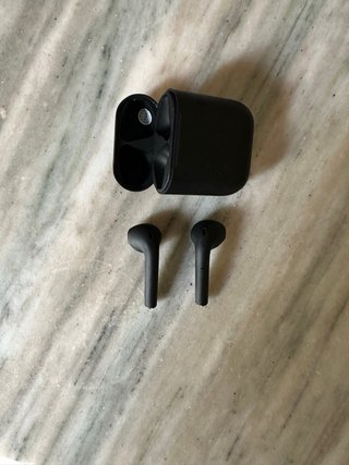 Auriculares inalámbricos estilo AirPods