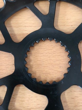 Plato Funn 32T Negro (Shimano 12v)