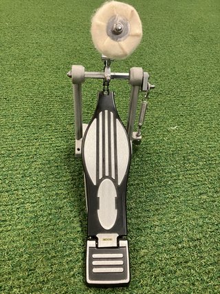 Pedal de bombo para batería