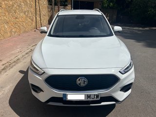 MG ZS Luxury