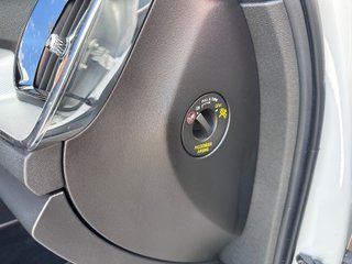 VOLVO XC60 2.0 T8 AWD R.Design Auto