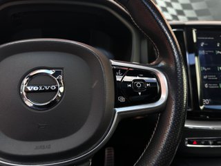 VOLVO XC60 2.0 T8 AWD R.Design Auto