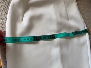 Vestido ASOS blanco cóctel ajustado de sirena