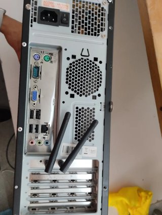 PC completo: Monitor + wifi + ratón + teclado
