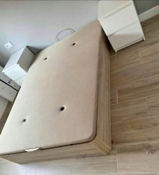 Canapé a ribalta in legno con 4 angoli arrotondati in legno massello da 3 cm con coperchio rinforzato