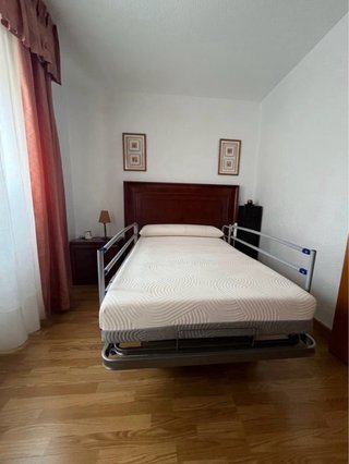 Cama geriátrica eléctrica articulada + colchón