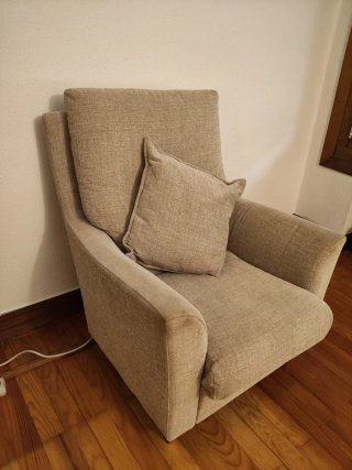 Sofá beige moderno 90x85x70
