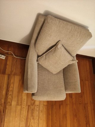Sofá beige moderno 90x85x70
