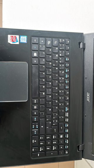 Ordenador portátil Acer negro