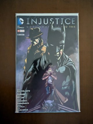 Lote comics DC Renacimiento + Injustice