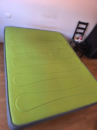 Cama 135cm con colchón incluido