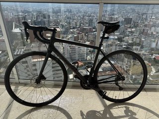 SPECIALIZED AETHOS COMP 2025 – Shimano 105 Di2