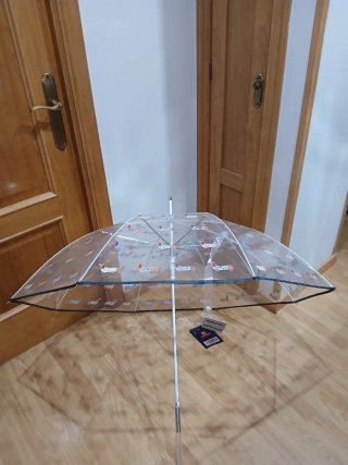 Paraguas transparente con perros salchicha