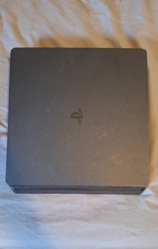 PS4 1TB + Mando Negro
