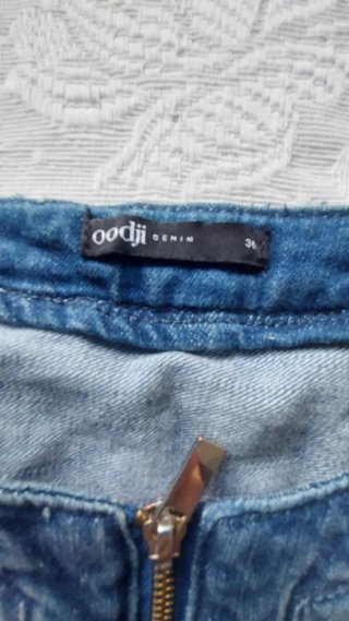 Chaqueta vaquera con pedrería