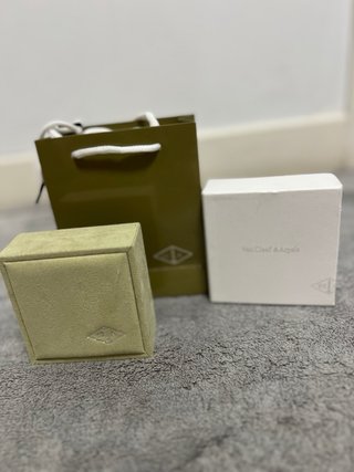 Pulsera Van Cleef & Arpels Oro Blanco