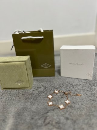 Pulsera Van Cleef & Arpels Oro Blanco