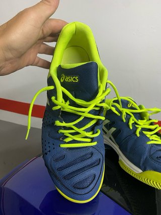 Zapatillas pádel Asics azul y lima talla 45