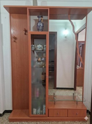 Mueble recibidor madera y cristal