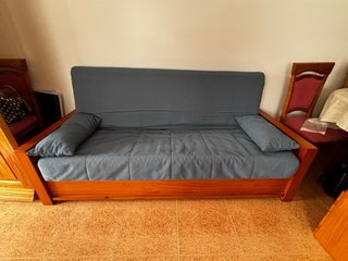 Sofá Cama Futón Azul y Maderaz