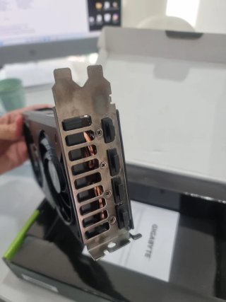 Gigabyte RTX 5060 Windforce OC 8GB.