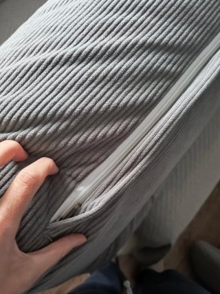 Cabecero de cama gris de pana