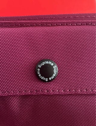 Cartera Supreme Roja granate