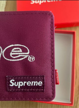Cartera Supreme Roja granate